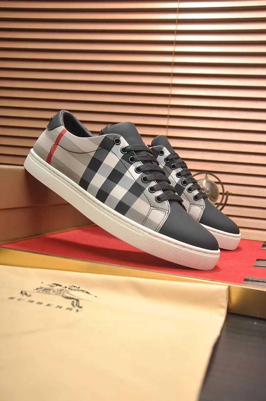 Men's shoes💰480💶[Burberry] (cowhide lining) classic low-top sneakers｜Imported cowhide with classic plaid fabric｜Cow leather lining｜Original outsole｜Fine workmanship and comfortable to wear Size: 38-44 (customized at 45)